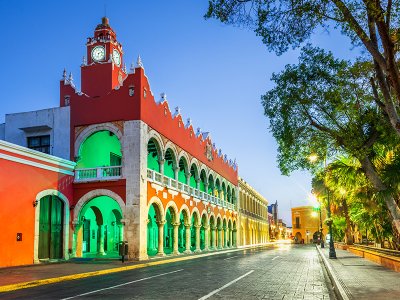 Merida by night