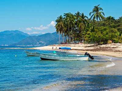 Secluded beach near Puerto Vallarta